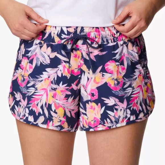 Columbia Pants - Columbia Bogota Bay Stretch Printed Shorts Floral Size XXL NWT